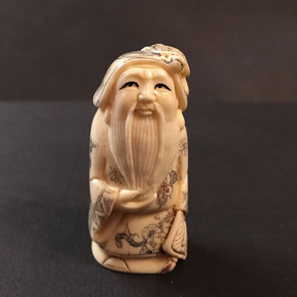 🌷Sold 🌷Antique Hand Carved Bone Statue